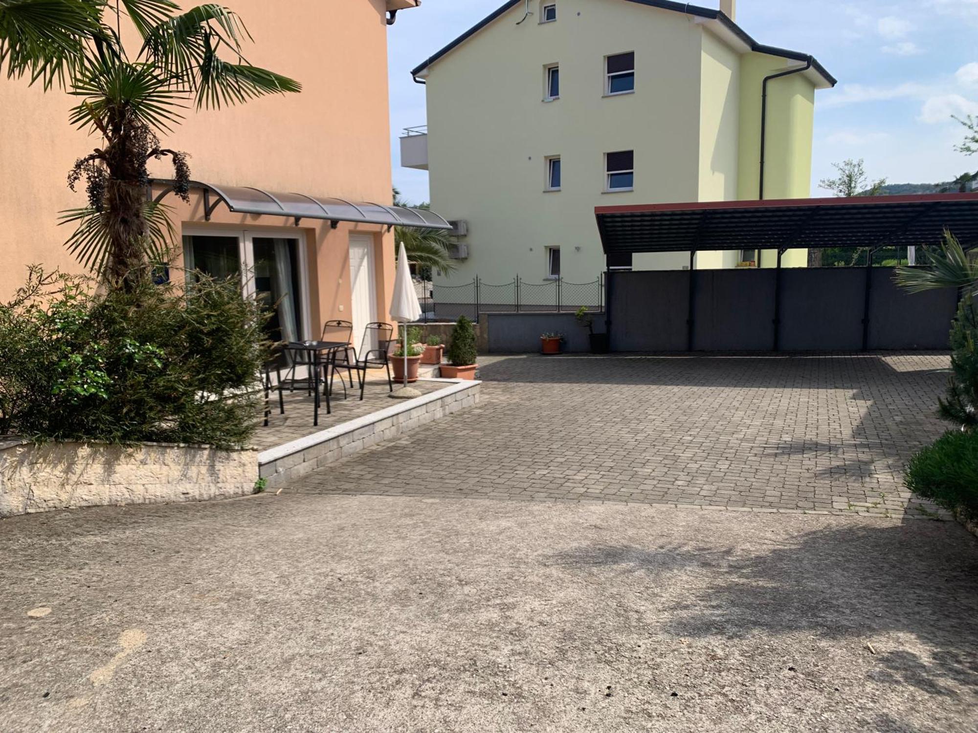 Grand Pool Apartment Ika-Opatija Exterior photo